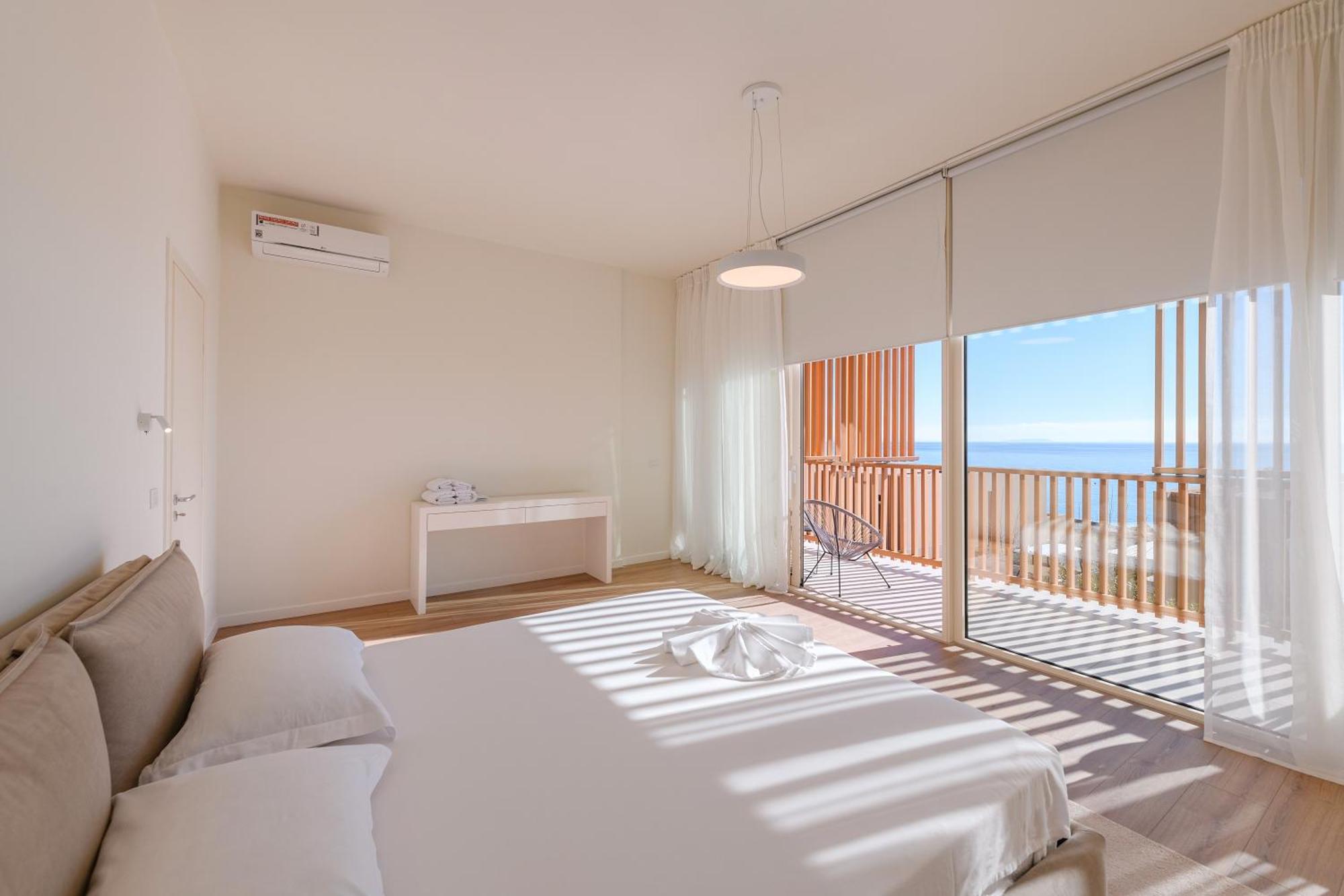 Green Coast Hotel Paljasa ภายนอก รูปภาพ